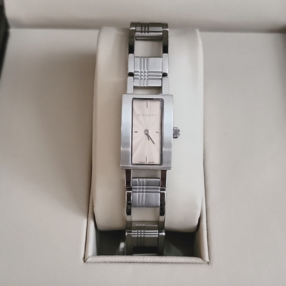 Burberry women's stainless steel watch
